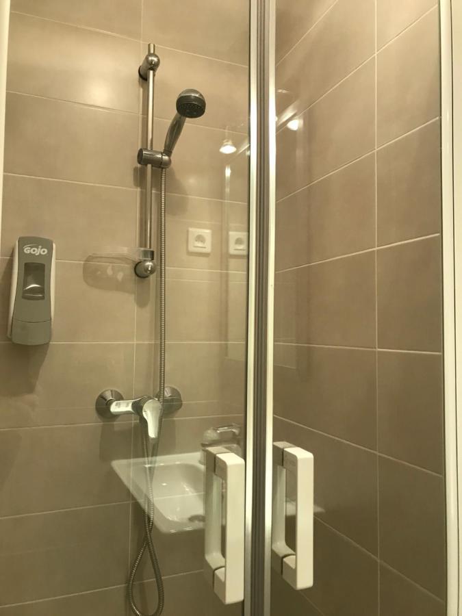 Hotel L'Escale Айга-Мортас Екстериор снимка